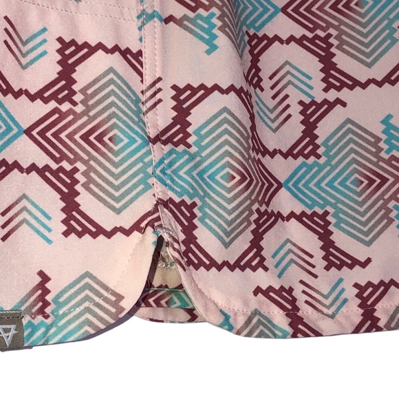 LIV OUTDOOR Minerva Printed Pale Dogwood Geo Pull-On Active Shorts Size Medium - Picture 15 of 15